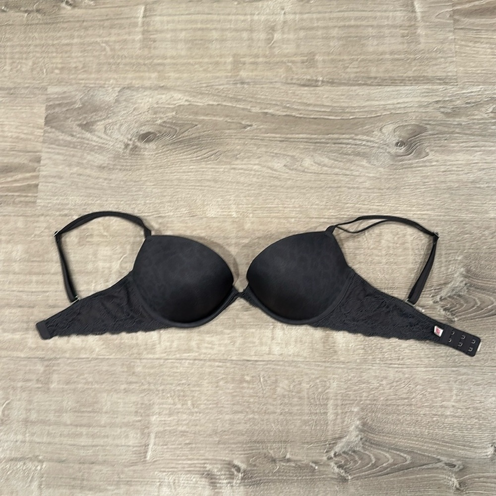 Victoria’s Secret Pink Push Up Bra Size 34D